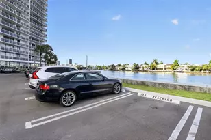 20505 E Country Club Dr, Aventura, FL 33180 - Photo 33