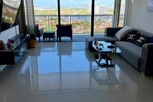 20505 E Country Club Dr, Aventura, FL 33180 - Photo 3