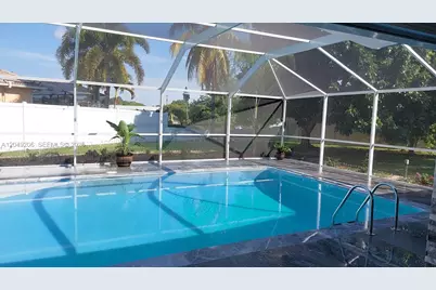 320 SE 15 Pl, Cape Coral, FL 33990 - Photo 9