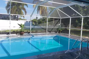 320 SE 15th Pl, Cape Coral, FL 33990 - Photo 9