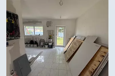 6346 NW 41st St, Virginia Gardens, FL 33166 - Photo 17
