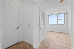 2681 N Flamingo Rd, Sunrise, FL 33323 - Photo 35