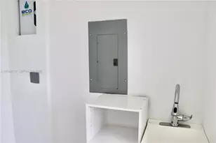 16201 NW 18th Pl, Miami Gardens, FL 33054 - Photo 35