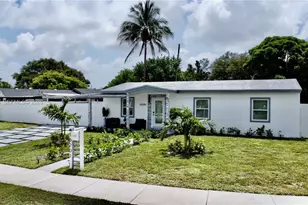 16201 NW 18th Pl, Miami Gardens, FL 33054 - Photo 5