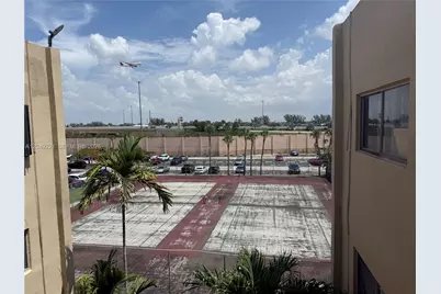 8625 NW 8th St #420, Miami, FL 33126 - Photo 31