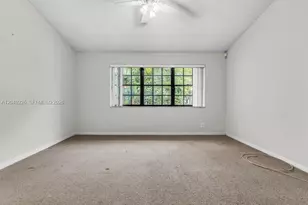 3454 Laurel Oaks Ln, Hollywood, FL 33021 - Photo 17
