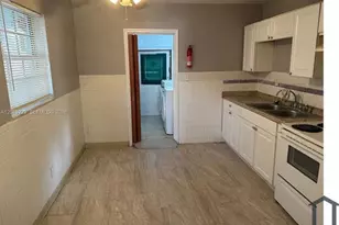 2736 NW 2nd St, Pompano Beach, FL 33069 - Photo 1
