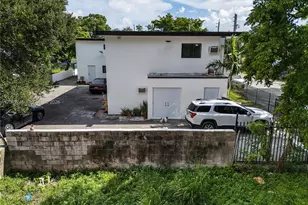 131 NE 77th St, Miami, FL 33138 - Photo 43