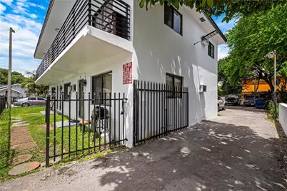 131 NE 77th St, Miami, FL 33138 - Photo 13