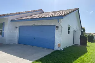7824 Sunflower Dr, Margate, FL 33063 - Photo 3