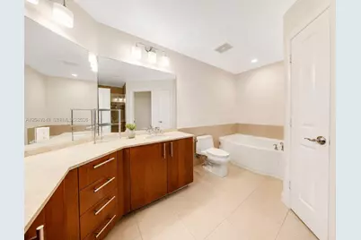 1945 S Ocean Dr #714, Hallandale Beach, FL 33009 - Photo 7