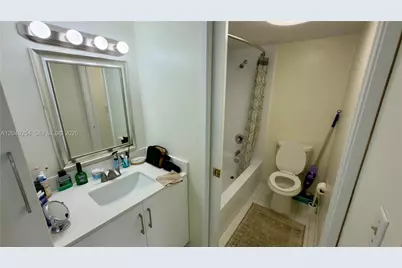 16909 N Bay Rd #907, Sunny Isles Beach, FL 33160 - Photo 17