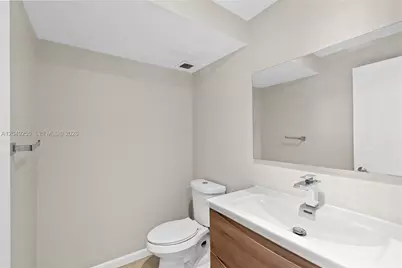 16710 NE 9th Ave #706, North Miami Beach, FL 33162 - Photo 9