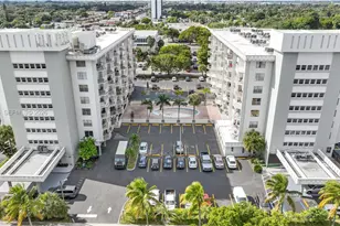 16710 NE 9th Ave, North Miami Beach, FL 33162 - Photo 25