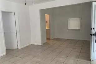 2114 NE 168th St, North Miami Beach, FL 33162 - Photo 5