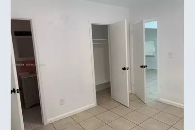 2114 NE 168th St #1, North Miami Beach, FL 33162 - Photo 3
