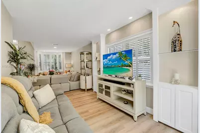 11718 NW 1st St, Coral Springs, FL 33071 - Photo 7