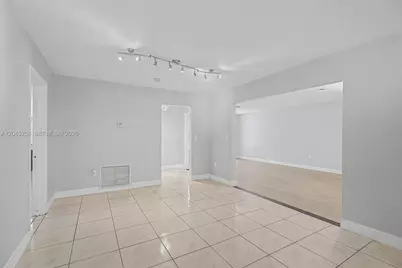11860 SW 81st Rd #11860, Pinecrest, FL 33156 - Photo 7