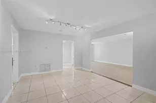11860 SW 81st Rd, Pinecrest, FL 33156 - Photo 7
