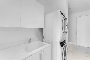15701 Collins Ave, Sunny Isles Beach, FL 33160 - Photo 21