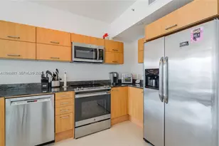 350 S Miami Ave, Miami, FL 33130 - Photo 9