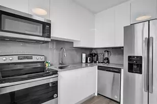1440 16th St, Miami Beach, FL 33139 - Photo 13
