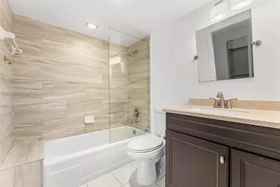 4301 Martinique Cir #H2, Coconut Creek, FL 33066 - Photo 9
