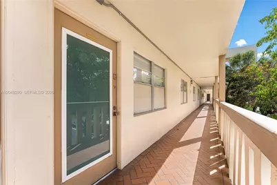 4301 Martinique Cir #H2, Coconut Creek, FL 33066 - Photo 23