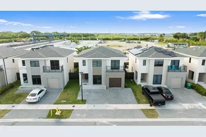 275 NW 13th Pl, Florida City, FL 33034 - Photo 7