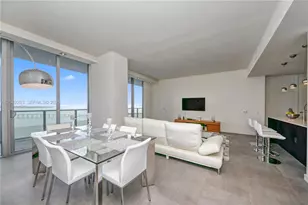 1300 Brickell Bay Dr, Miami, FL 33131 - Photo 5
