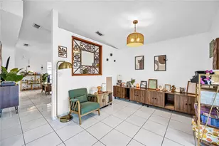 7256 W 34th Ln, Hialeah, FL 33018 - Photo 11