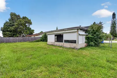 7931 SW 3rd St, North Lauderdale, FL 33068 - Photo 5