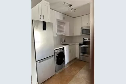 399 NW 72nd Ave #310, Miami, FL 33126 - Photo 5