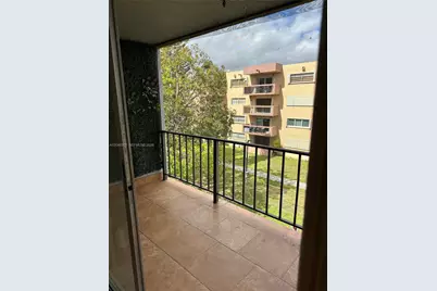 399 NW 72nd Ave #310, Miami, FL 33126 - Photo 15