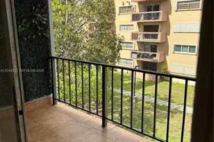399 NW 72nd Ave, Miami, FL 33126 - Photo 15