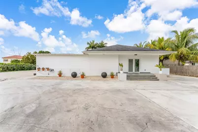 32106 SW 206th Ave, Homestead, FL 33030 - Photo 1