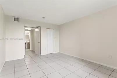 10425 SW 112th Ave #302, Miami, FL 33176 - Photo 17