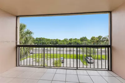 10425 SW 112th Ave #302, Miami, FL 33176 - Photo 25