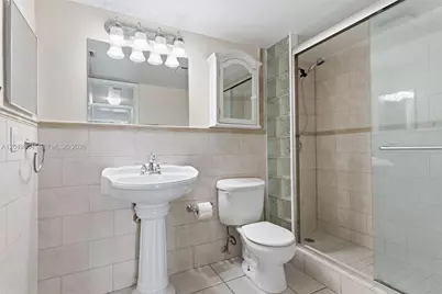 10425 SW 112th Ave #302, Miami, FL 33176 - Photo 23