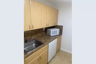 7201 Miami Lakes Dr #B14, Miami Lakes, FL 33014 - Photo 1