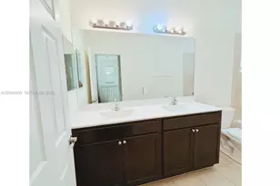 132 NE 24th Ave, Homestead, FL 33033 - Photo 17
