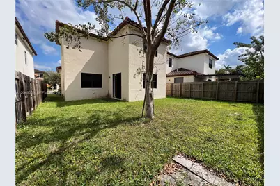 132 NE 24th Ave, Homestead, FL 33033 - Photo 25