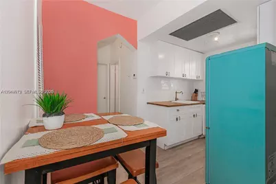 530 15th St #104, Miami Beach, FL 33139 - Photo 3