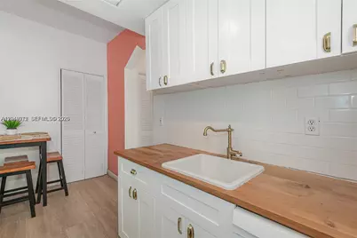 530 15th St #104, Miami Beach, FL 33139 - Photo 19