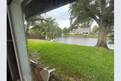 2811 Devonwood Ave, Miramar, FL 33025 - Photo 51