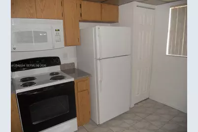 861 NE 207th Ln #104-14, Miami, FL 33179 - Photo 9
