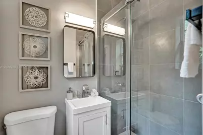 1431 Lincoln Ter #3, Miami Beach, FL 33139 - Photo 29