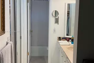 3940 NW 42nd Ave, Lauderdale Lakes, FL 33319 - Photo 13