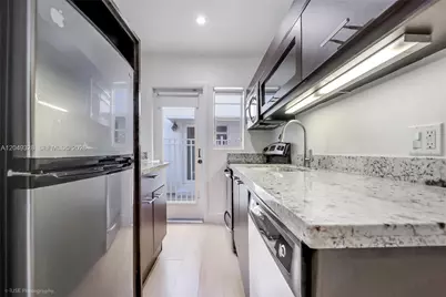 1034 Pennsylvania Ave #104, Miami Beach, FL 33139 - Photo 5