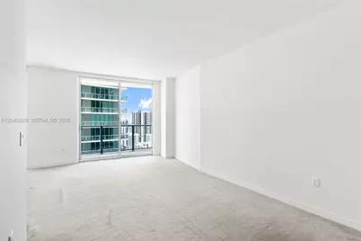 1100 S Miami Ave #2306, Miami, FL 33130 - Photo 25